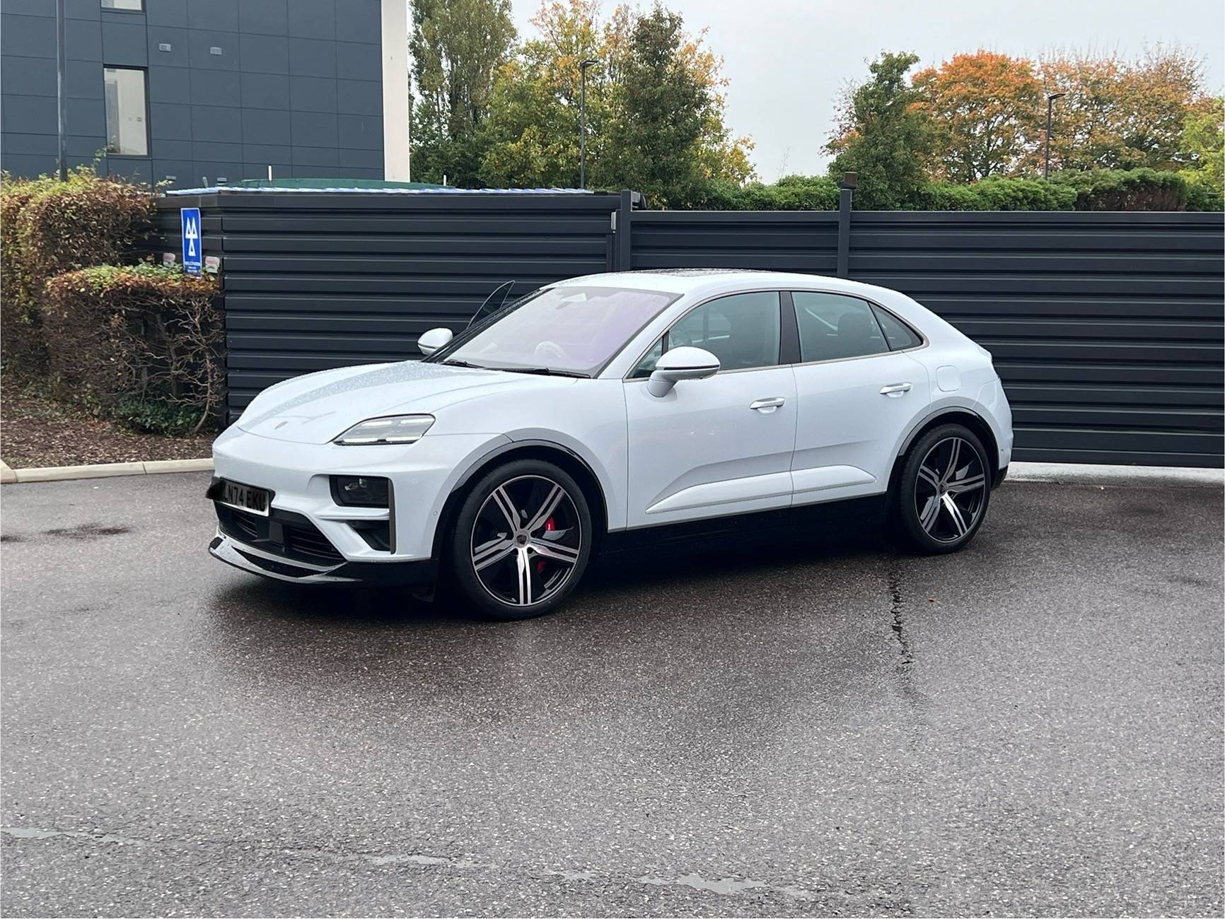 Electric Macan EV ICE GREY Macan EV Photos Thread IMG_9573