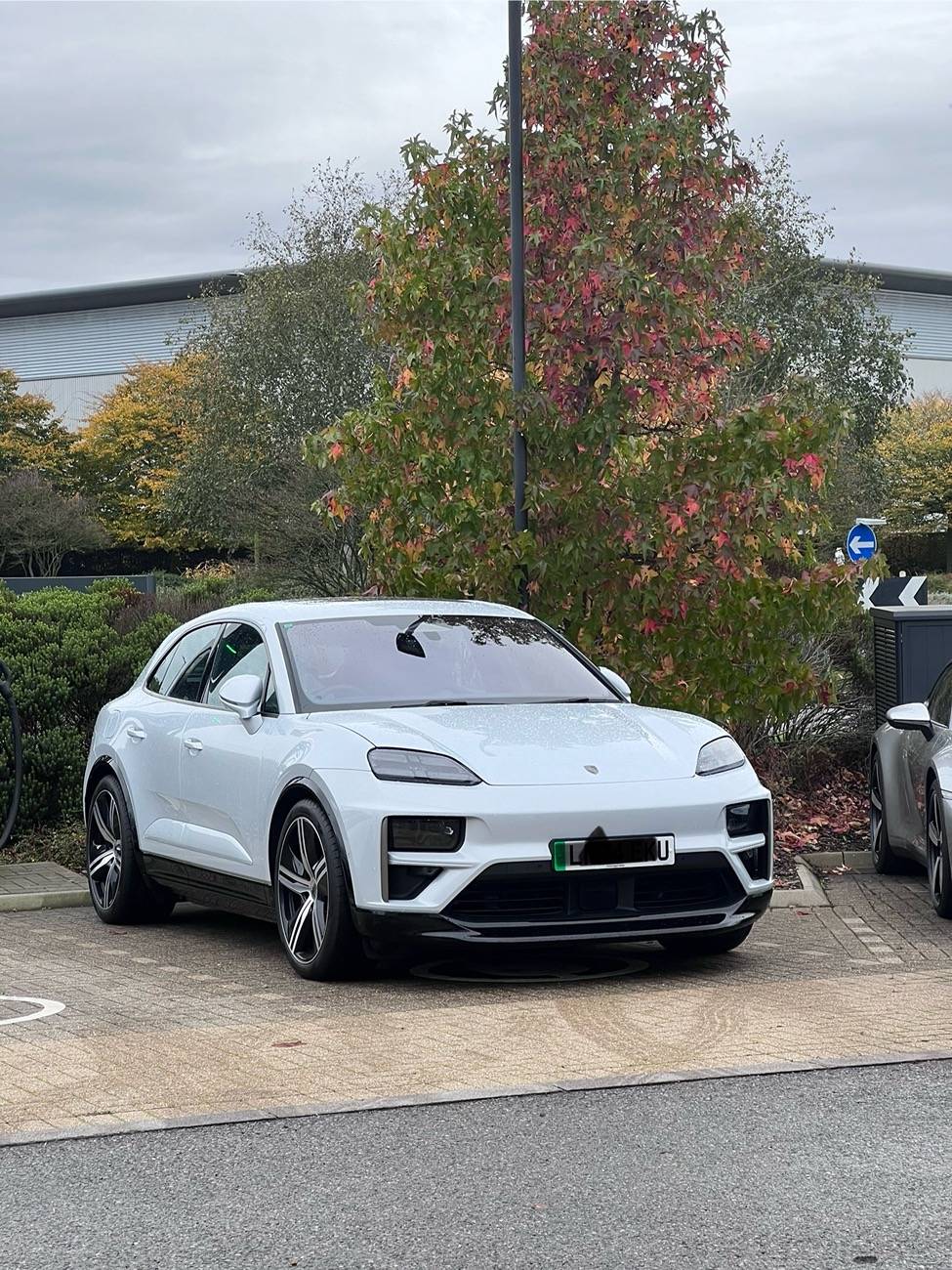 Electric Macan EV ICE GREY Macan EV Photos Thread IMG_9592