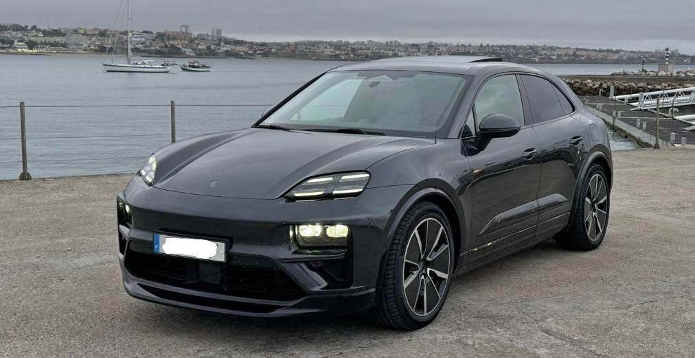 Electric Macan EV Macan EV Turbo Volcano Grey review (after first days coming from Taycan, 911 and ICE Macan) MacanEV (1)