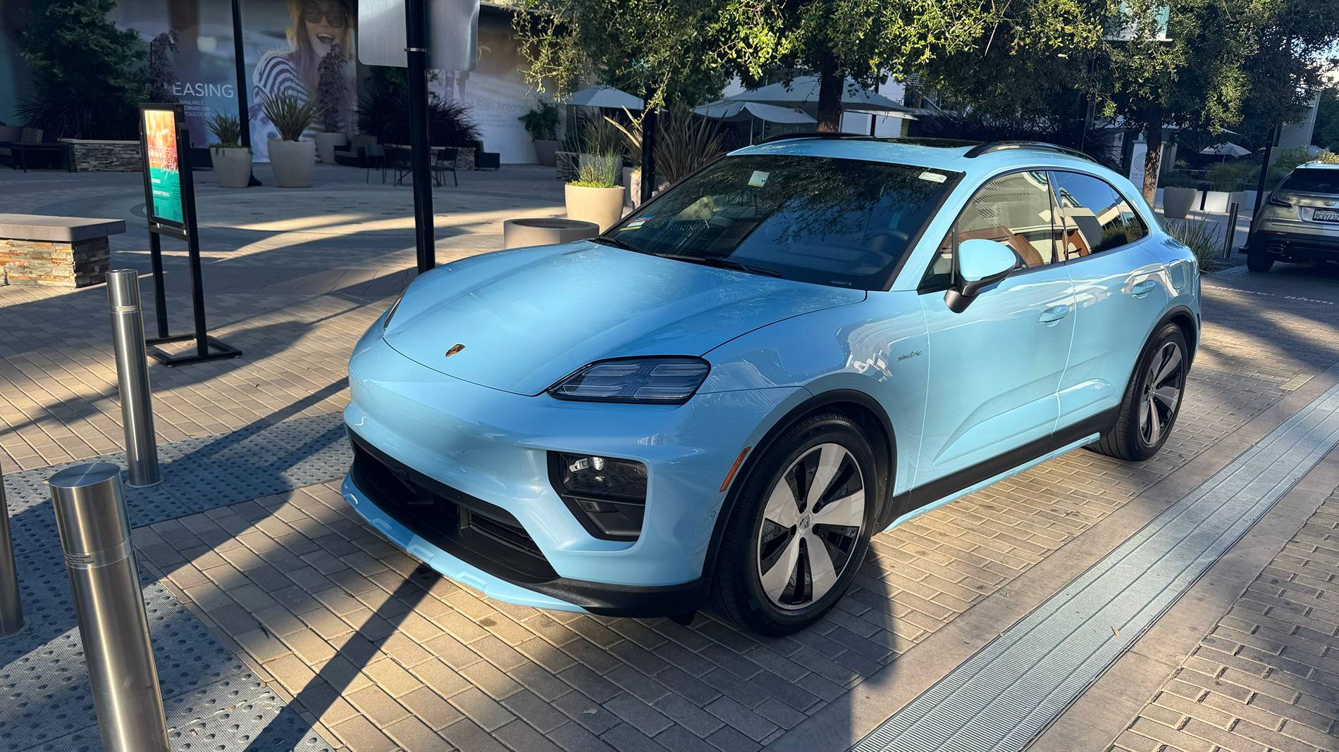 Electric Macan EV Random daily Macan EV photos - post yours! 🤳 myev