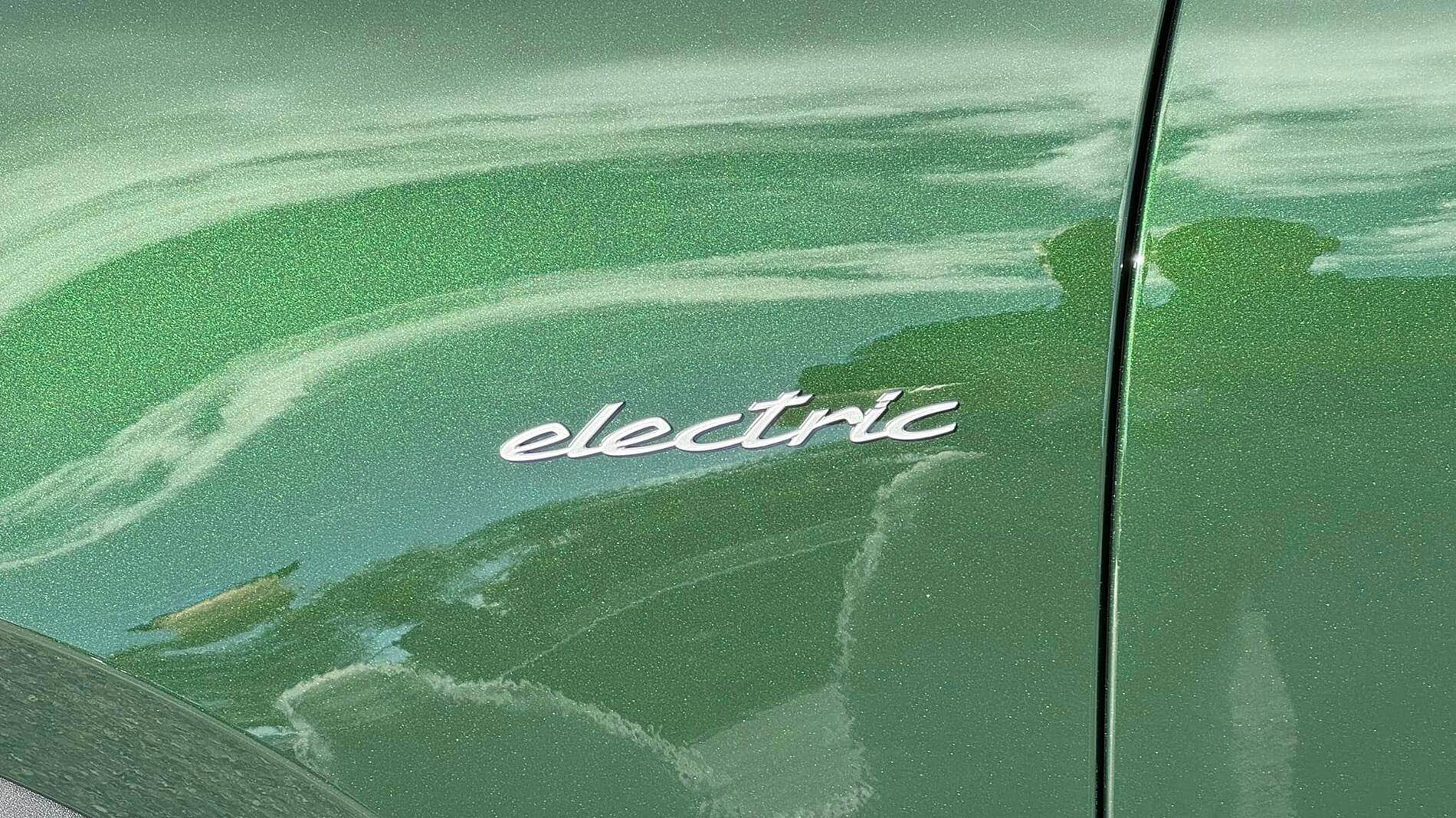 Electric Macan EV OAK GREEN Macan EV Photos Thread Oak Green Macan EV 4 with Neodyme Wheels 22%22 RS Spyder 4