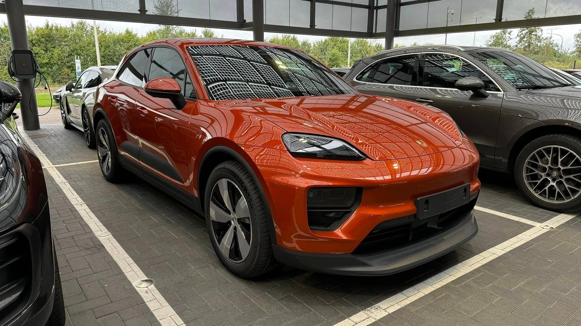 Electric Macan EV PAPAYA Macan EV Photos Thread papaya macan 4 ev 2