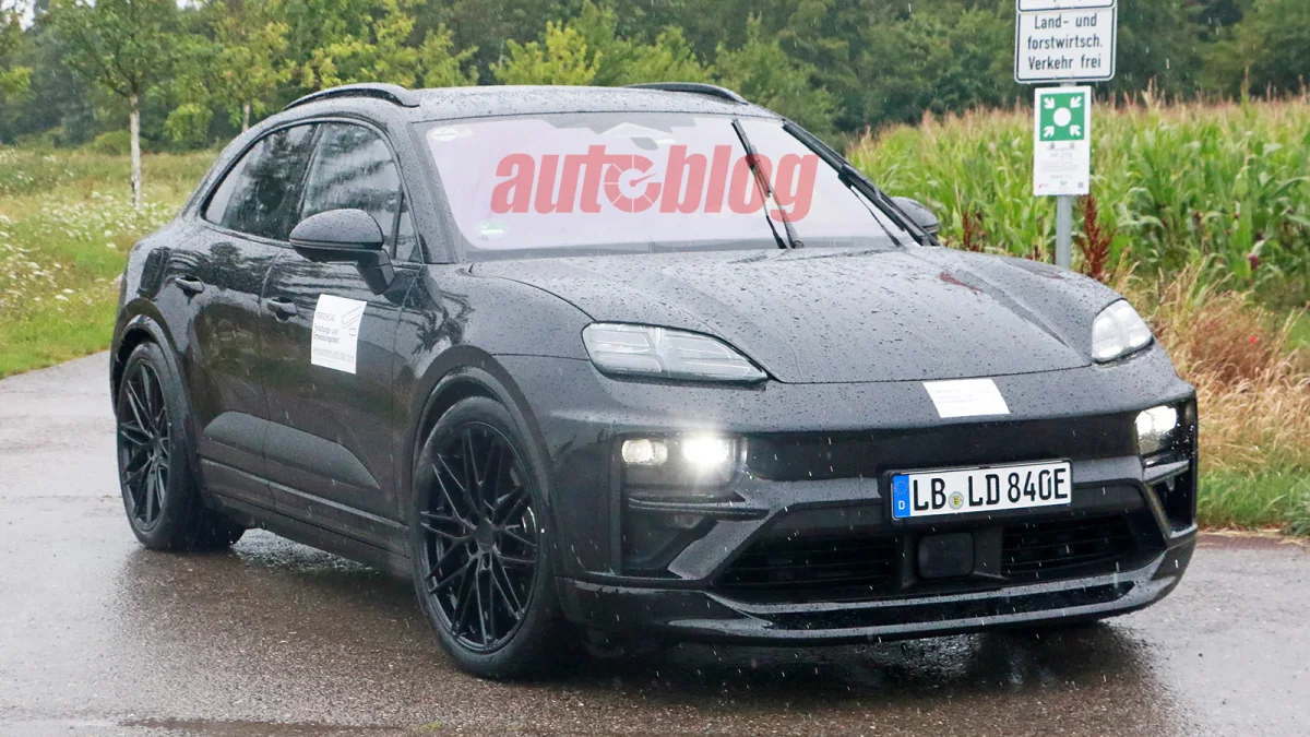 Macan EV Macan EV spotted nearly undisguised Porsche-Macan-EV-drops-camo-22-copy