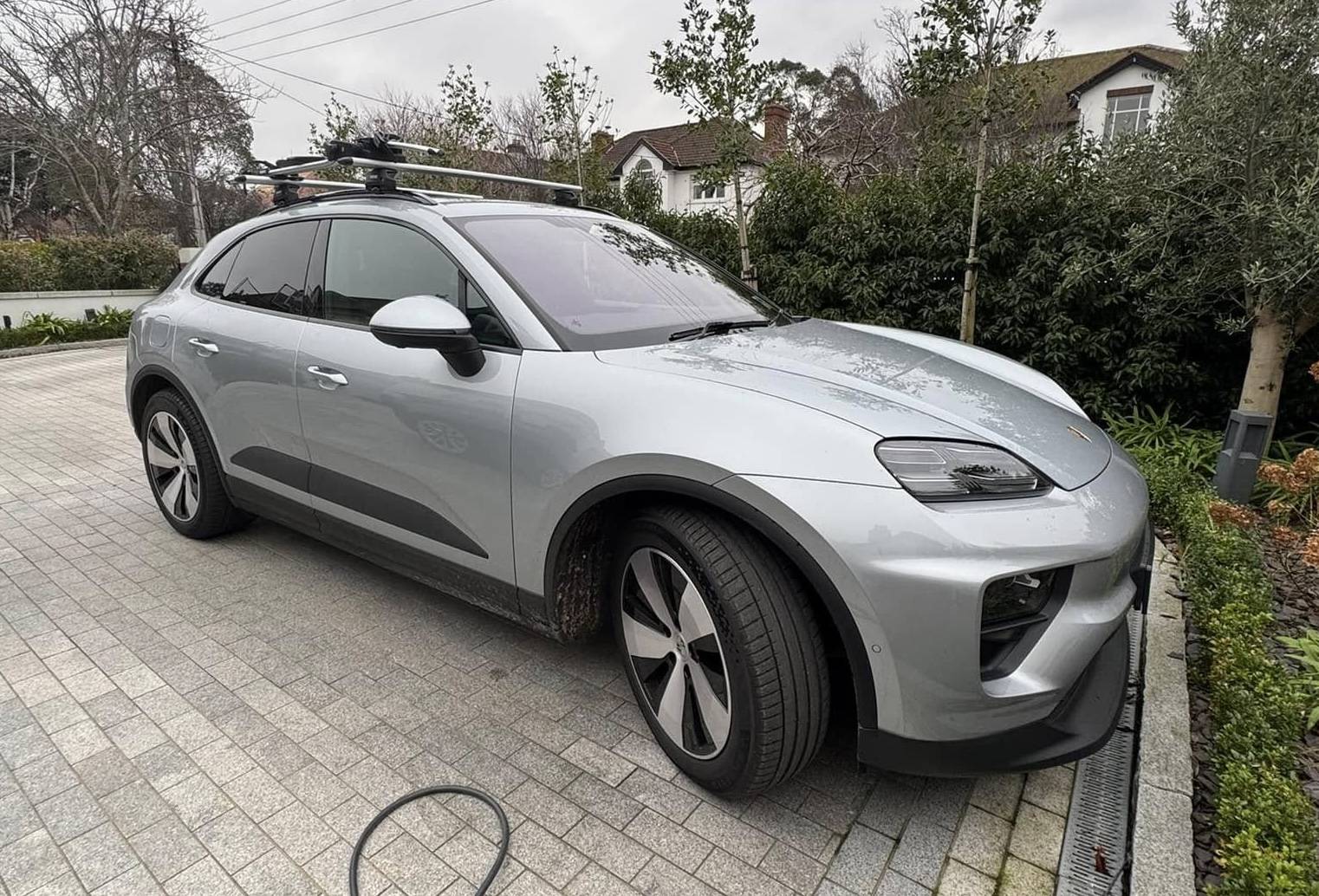 Electric Macan EV Roof Rack / Rails on Macan EV Roof rack on Macan EV Dolomite Silver 2