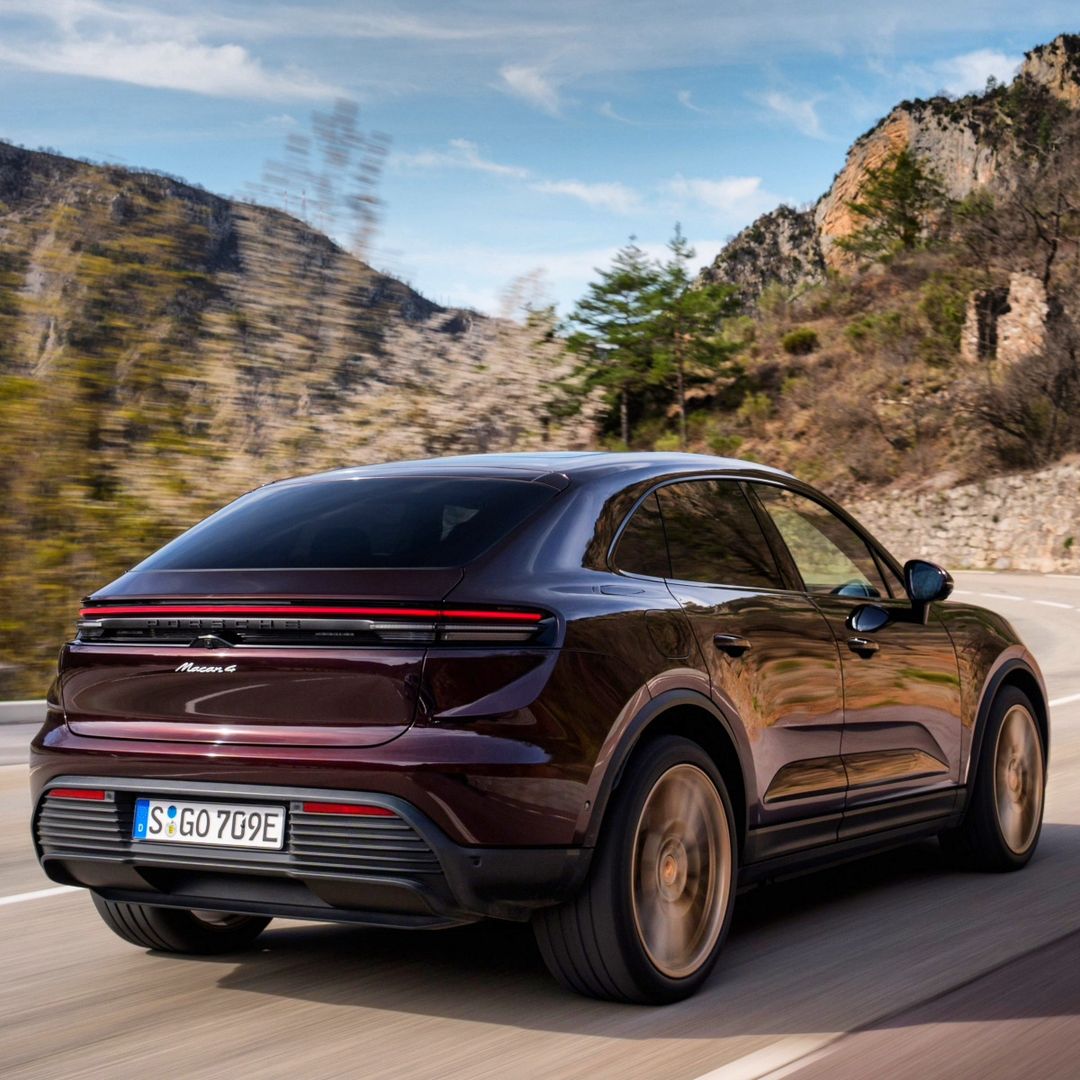 Macan EV COPPER RUBY Macan EV Photos Thread Ruby Copper Metallic Macan EV 2