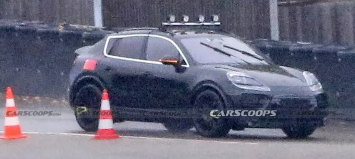 Electric Macan EV Electric Porsche Macan Spied For The First Time, Adopts A Coupe-SUV Body - CarScoops Screenshot_20201019-094755