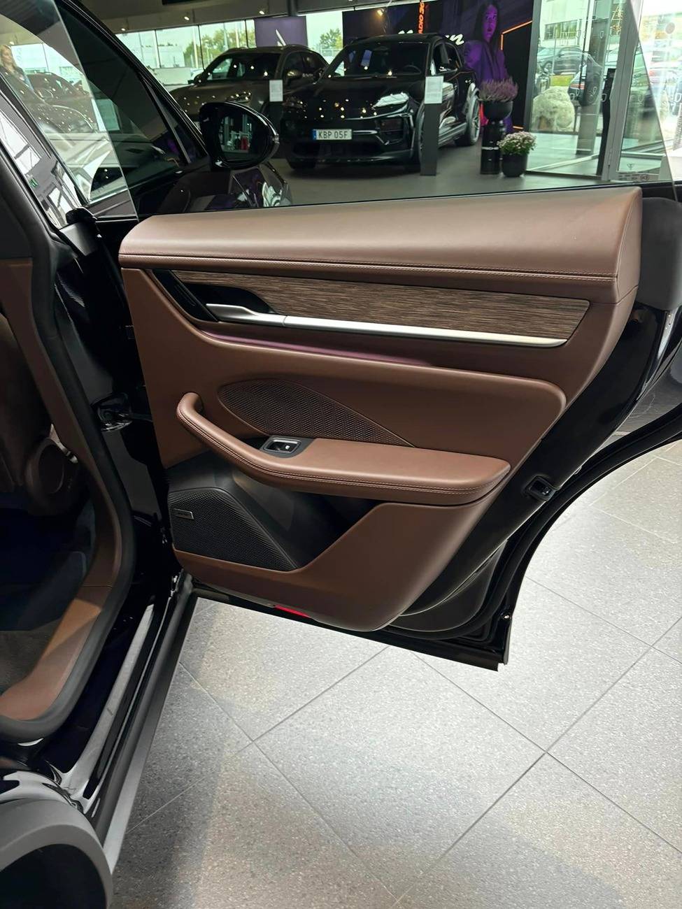 Macan EV JET BLACK METALLIC Macan EV Photos Thread truffle brown interior macan ev electric 4